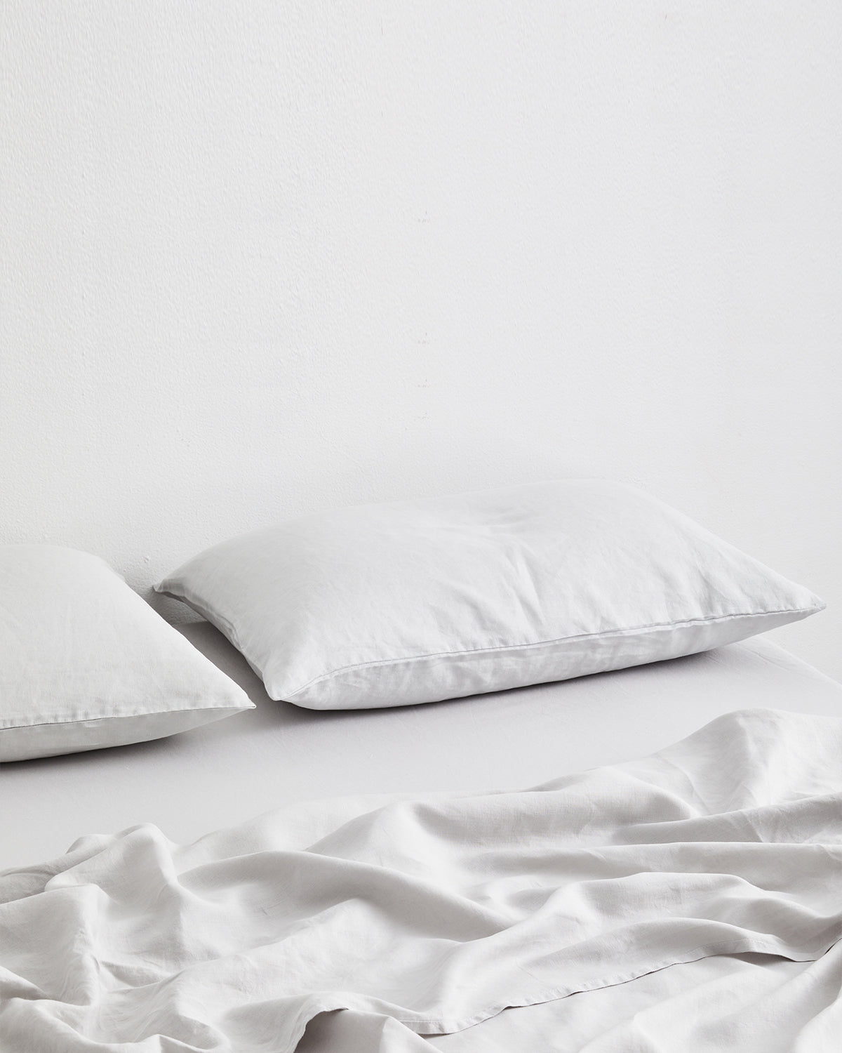Fog 100% French Flax Linen Fitted Sheet