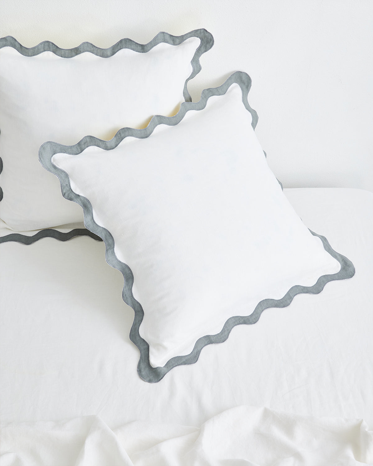 White & Mineral 100% French Flax Linen Scalloped European Pillowcases (Set of Two)